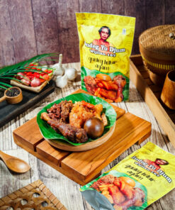 Gudeg Telor Ayam Paha Bawah